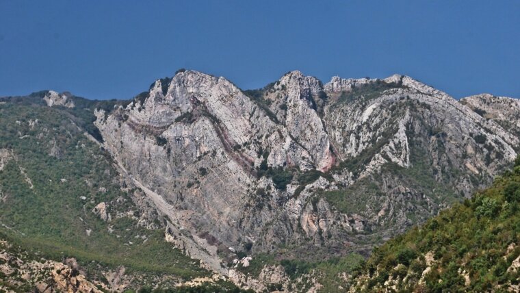 Verfaltete pelagische Kalke in Nord-Albanien